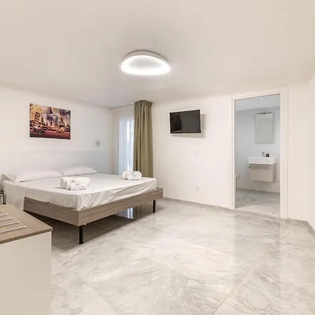 Krono Relais فندق مبيت وإفطار غالّيبولي